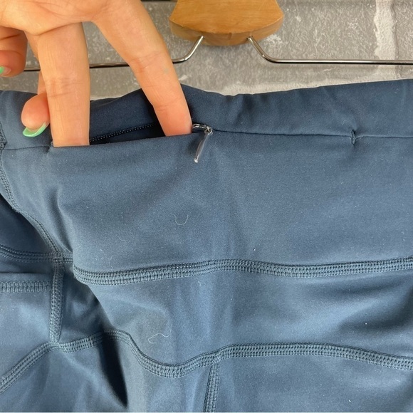 Sweaty Betty Blue Power Athletic Pants Leggings Size Large - Picture 6 of 8